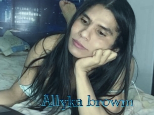 Allyka_browm