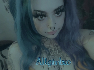 Altgirlxo