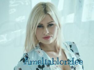 Ameliablondee