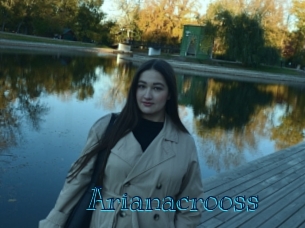 Arianacrooss