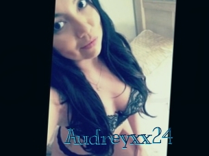 Audreyxx24