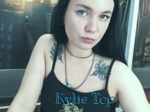 Kylie_Top