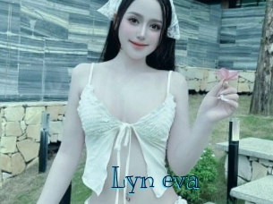 Lyn_eva