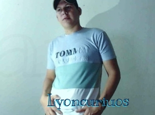 Lyoncuriuos