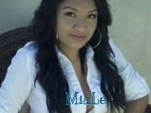 Mia_Le