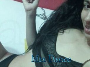 Mia_Dance