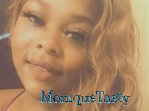 MoniqueTasty