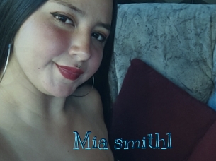 Mia_smithl