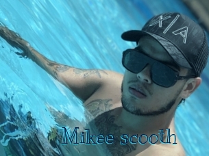 Mikee_scooth