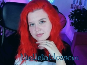 Nielletablossom