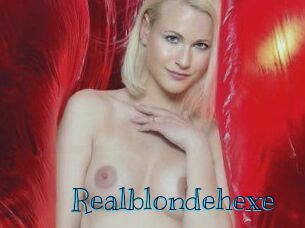 Realblondehexe