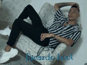 Ricardo_hoot