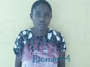 Riomey44